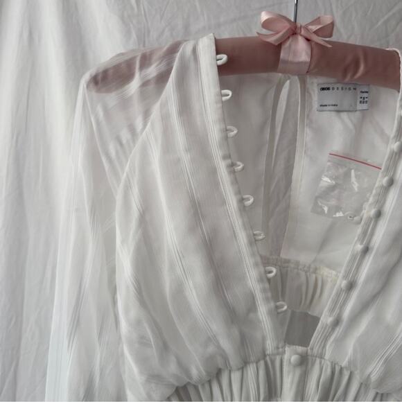 Romantic white sheer mini dress - Picture 3 of 5